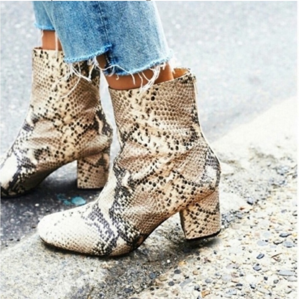 Free People Cecil Snakeskin Print Boots Booties Cream Tan Grey